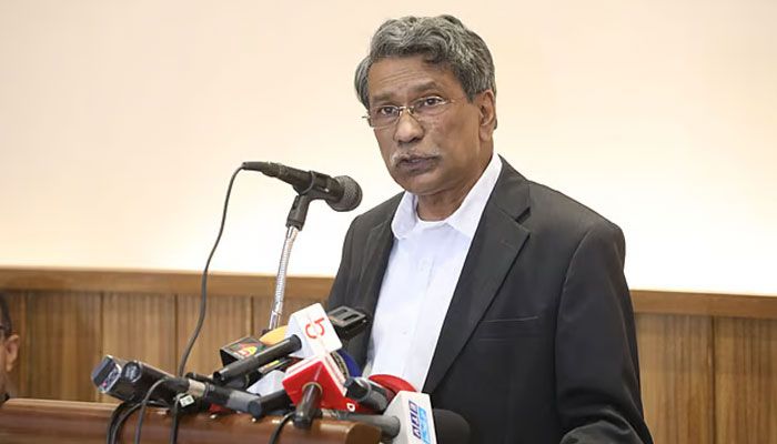 সংবাদ সম্মেলনে জাতীয় ঐকমত্য কমিশনের সহসভাপতি অধ্যাপক আলী রীয়াজ। ছবি : সংগৃহীত