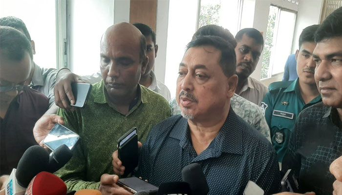 ঈদযাত্রায় সর্বোচ্চ নিরাপত্তা নিশ্চিতে কাজ করছে আইনশৃঙ্খলা বাহিনী : স্বরাষ্ট্র সচিব