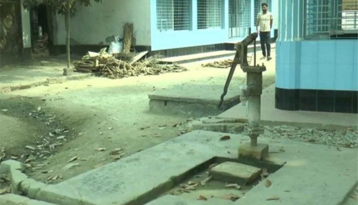 কিশোরগঞ্জে গভীর নলকূপে পানি উঠছে না