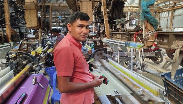 ঈদের লোকসান বৈশাখে পুষিয়ে নেওয়ার আশা তাঁতীদের