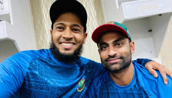 মাঝরাতে তামিম ইকবালের ভিডিও বার্তা