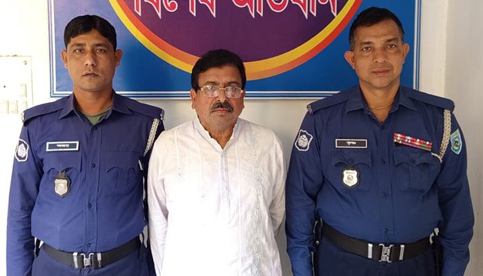 উলিপুর উপজেলা আওয়ামী লীগের সভাপতি গ্রেপ্তার