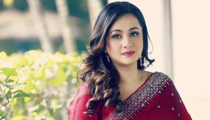 আটকে আছে পূর্ণিমার দুই সিনেমা