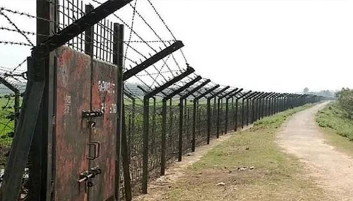 কসবা সীমান্তে বিএসএফের গুলিতে দুই যুবক আহত