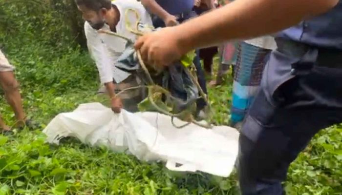 মুন্সীগঞ্জে হাত-পা বেঁধে শ্বাসরোধ করে শিশুকে হত্যা 
