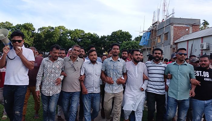 মমতাজ ও ভাগ্নে শহিদের ফাঁসির দাবিতে বিএনপির বিক্ষোভ