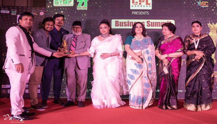 গ্লোবাল এক্সিলেন্স লিডারশীপ অ্যাওয়ার্ড পেলেন ‘তানবির লিমন’