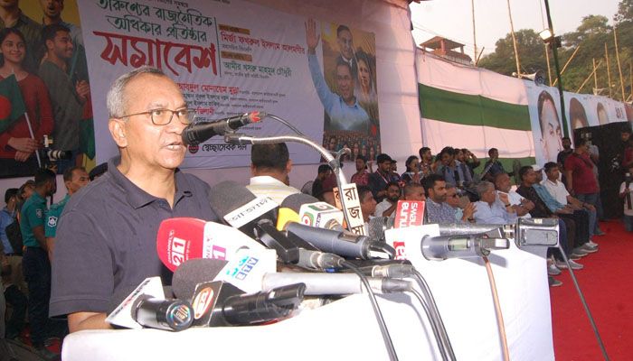 শুধু ভোট নয়, তরুণদের নেতৃত্বও চায় বিএনপি: মোনায়েম মুন্না