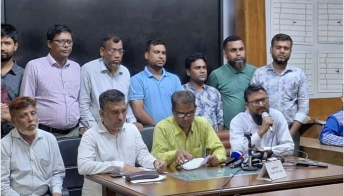 ফিরলে ভালো খবরের আশায় সচিবালয়ের কর্মচারীরা