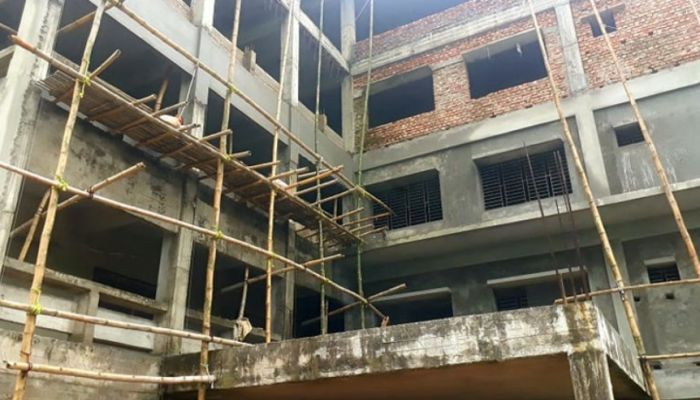 রাজধানীতে নির্মাণাধীন ভবন থেকে পড়ে নির্মাণ শ্রমিকের মৃত্যু
