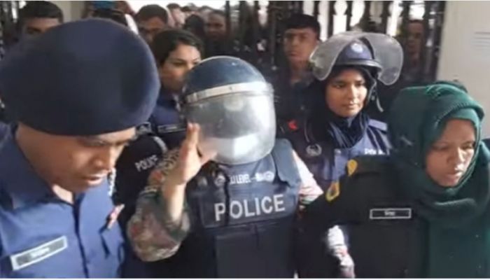 হাজিরা দিতে আদালতে সাবেক এমপি মমতাজ বেগম 