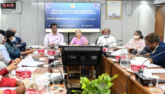 ইলিশের দাম অস্বাভাবিকভাবে বাড়ানো যাবে না: মৎস্য উপদেষ্টা