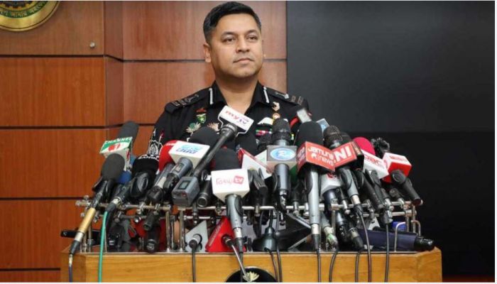 ‘আন্ডারওয়ার্ল্ডের সন্ত্রাসবাদের বিরুদ্ধে র‍্যাবের কার্যক্রম চলমান’ 