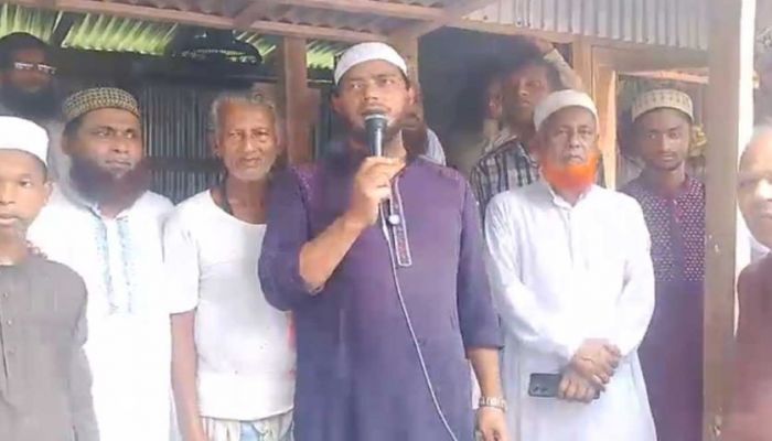 ‘আর কাউকে এদেশের মালিক হতে দেব না’