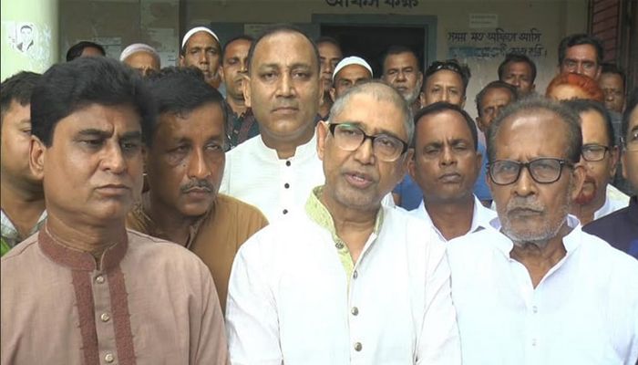 বিএনপিতে হাইব্রিডদের ঠাঁই নেই : আযম খান