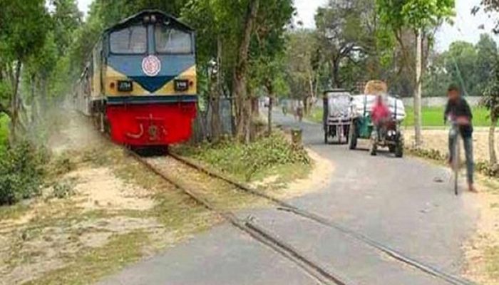 অনুমোদনহীন লেভেল ক্রসিং, ব্যবস্থা নিন