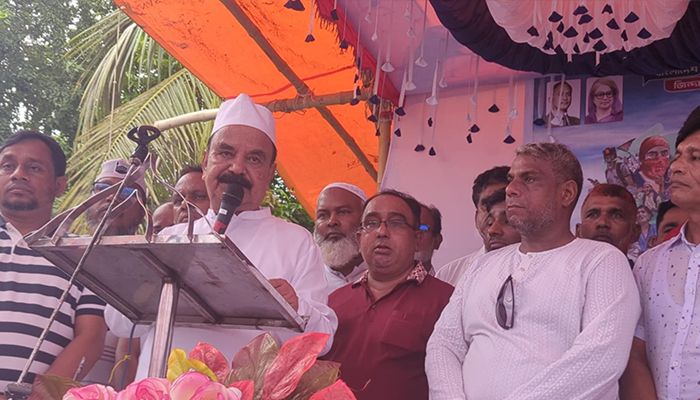ধর্মকে রাজনীতির হাতিয়ার করা ঠিক নয় : গয়েশ্বর চন্দ্র রায়