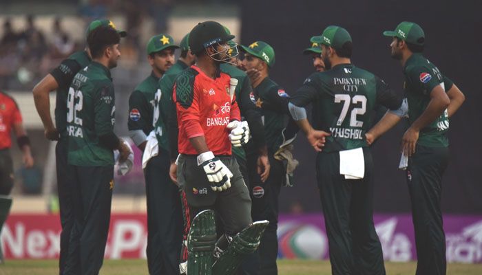 পাকিস্তানকে হোয়াইটওয়াশ করার সুযোগ টাইগারদের 