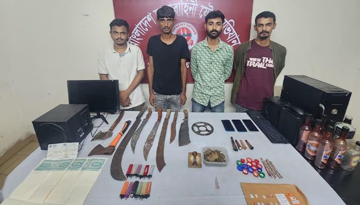 বগুড়ায় অপহৃত তিনি শিক্ষার্থী উদ্ধার, আটক ৪