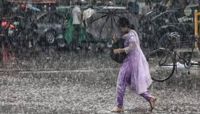 ঢাকায় আজও হালকা বৃষ্টির আভাস