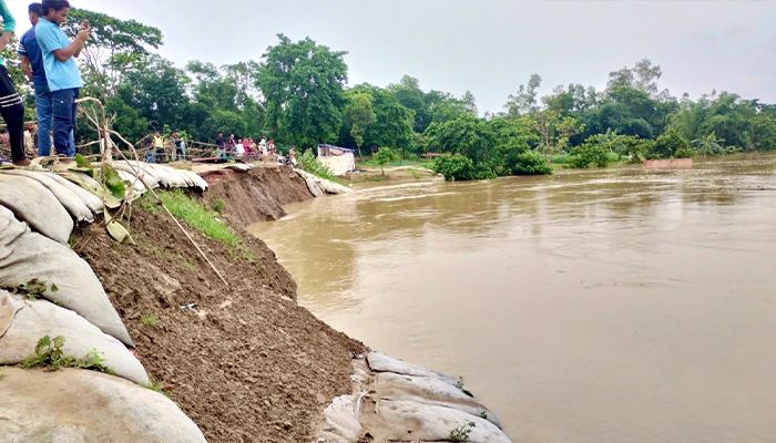 ভাঙনে লাখো মানুষের কষ্ট