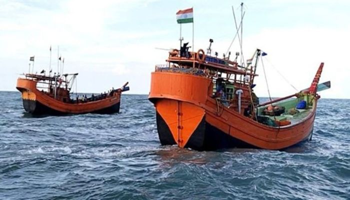 বাংলাদেশের জলসীমায় ঢুকে পড়া ৩৪ জেলের মুক্তির অনুরোধ ভারতের