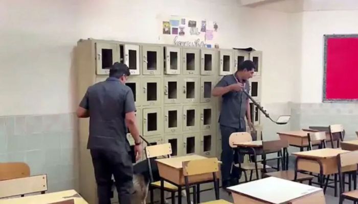 দিল্লির ২০টির বেশি স্কুলে বোমা হামলার হুমকি