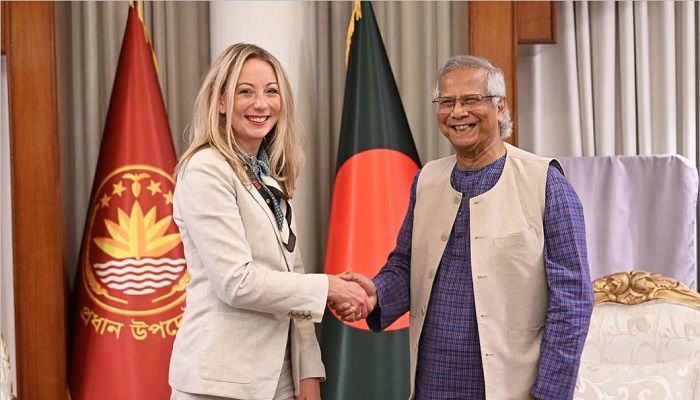 দ্রুত স্টারলিংক চালু করায় বাংলাদেশের প্রশংসা স্পেসএক্সের ভাইস প্রেসিডেন্টের