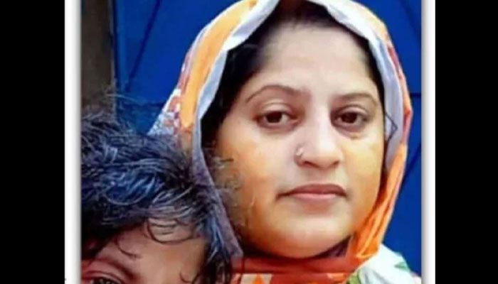 মেয়েকে আনতে গিয়ে লাশ হয়ে ফিরলেন মা