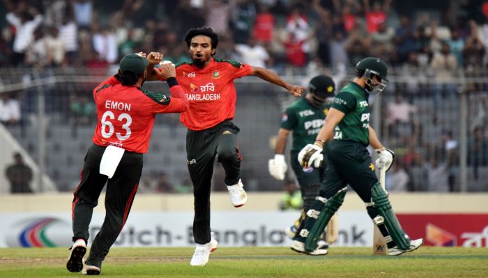 দুশ্চিন্তার নাম মিরপুরের উইকেট 
