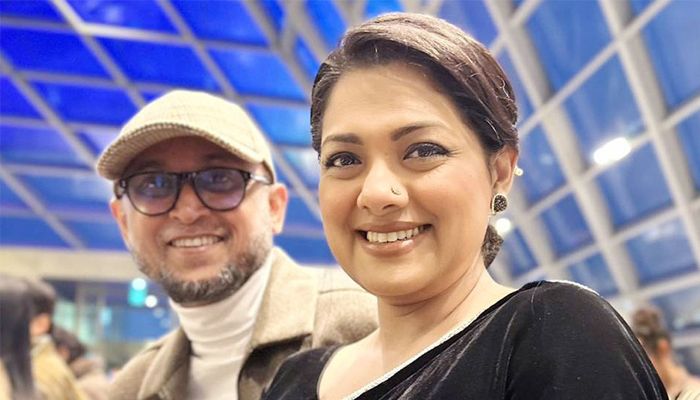 ঢাকায় চিকিৎসাধীন উপদেষ্টা ফারুকী, ‘আশঙ্কামুক্ত’ বলে জানালেন তিশা