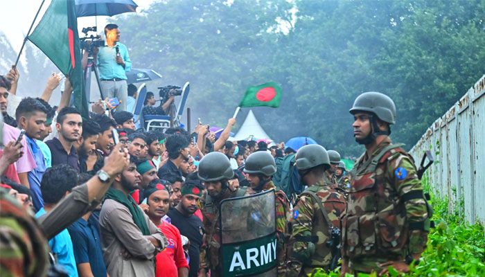 ইতিহাসের স্মরণে গানে-স্মৃতিতে দিনব্যাপী অনুষ্ঠান