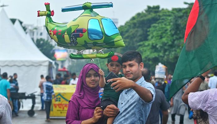 ইতিহাসের স্মরণে গানে-স্মৃতিতে দিনব্যাপী অনুষ্ঠান