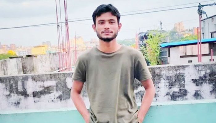 পুত্রশোক আর অসহায় জীবনের গ্লানি নিয়ে বেঁচে আছেন শহীদ তানভীরের বাবা