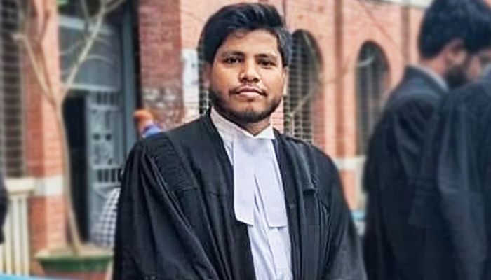 অভিযোগপত্র গ্রহণ, ১৯ জনের বিরুদ্ধে গ্রেপ্তারি পরোয়ানা
