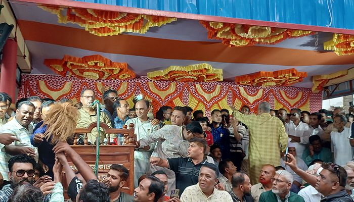 চাঁদাবাজ-দখলবাজরা বিএনপির লোক না : শামসুজ্জামান দুদু 