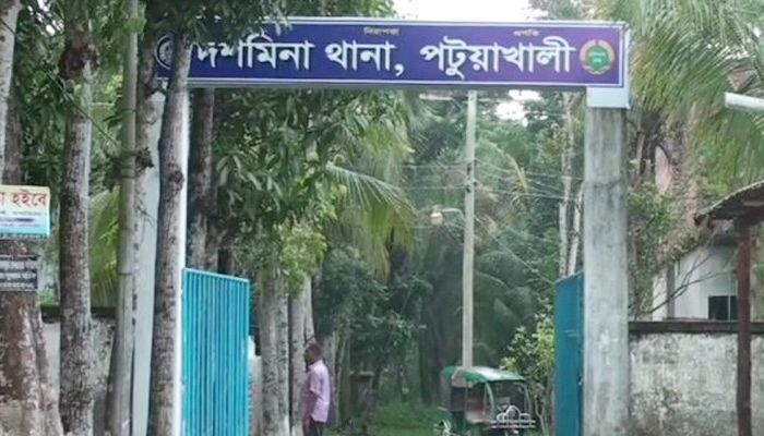 বৃদ্ধকে বাঁচাতে গিয়ে বাইক চালকের মৃত্যু