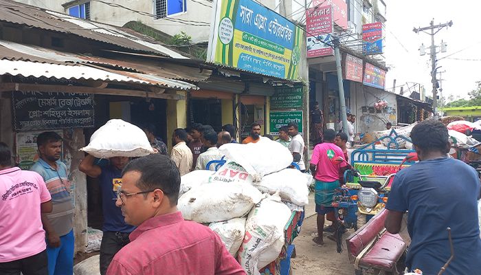 ১৯০ বস্তা ডিএপি সার জব্দ