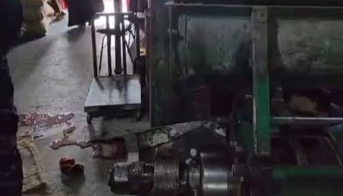 তেলের মিলে হাত বিচ্ছিন্ন হয়ে নারী শ্রমিকের মৃত্যু