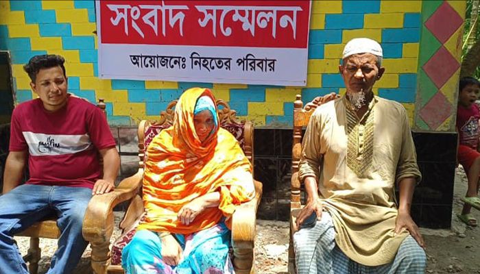 যৌতুকের টাকা না পেয়ে স্ত্রীকে হত্যা
