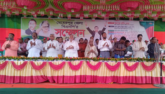 রাতের আঁধারে ক্ষমতা দখল করার রাজনীতি বিশ্বাস করি না: অধ্যাপক নার্গিস  বেগম