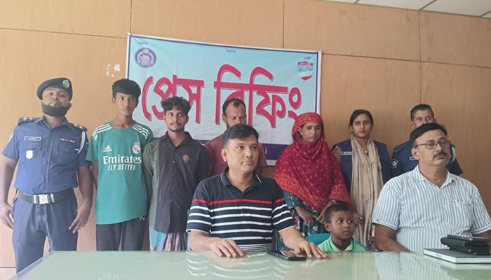 শিশু অপহরণ করে মুক্তিপণ দাবি, গ্রেপ্তার ৪ 