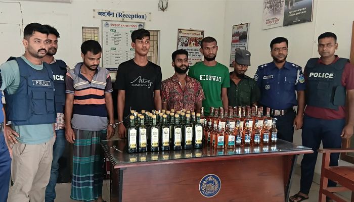 রাসেল বাহিনীর প্রধানসহ ৫ জন গ্রেপ্তার