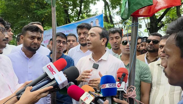 শিক্ষাপ্রতিষ্ঠানে গুপ্ত রাজনীতি নিষিদ্ধের দাবি ছাত্রদলের