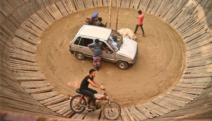 রোমাঞ্চ আর শিহরণে ভরা ‘দি রাশিয়ান মৃত্যুকূপ’