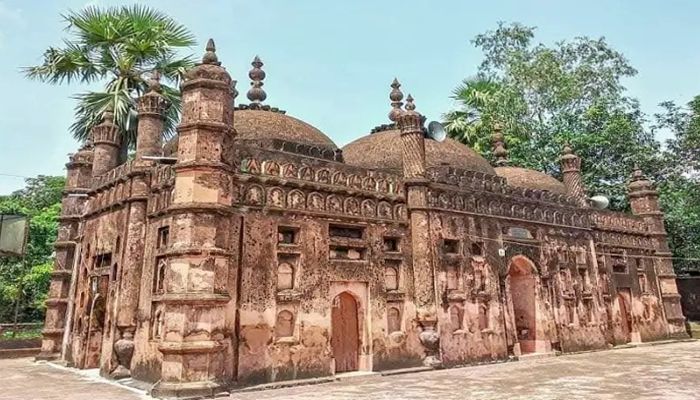 ফেনীর চাঁদগাজী ভূঞা মসজিদ