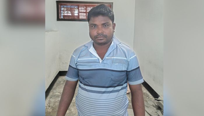 রাজশাহীতে গাঁজা সেবনের দায়ে যুবককে ৩ মাসের কারাদণ্ড