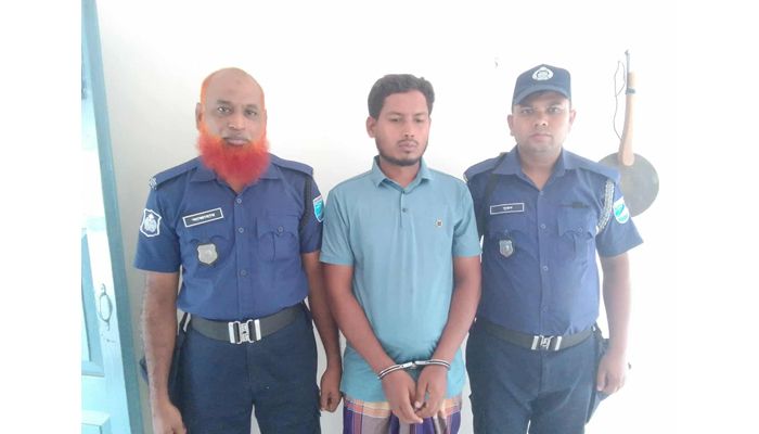 বাসাইলে ‘নিষিদ্ধ’ ছাত্রলীগ নেতা গ্রেপ্তার