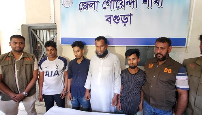 বগুড়ায় ডাকাত চক্রের ৫ সদস্য গ্রেপ্তার