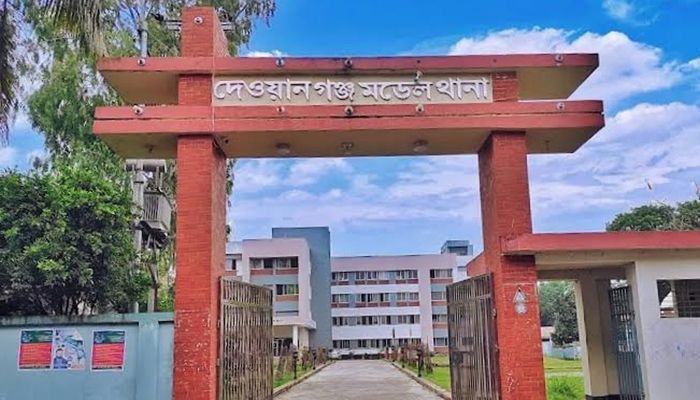 স্বামীর অধিকার ও সন্তানের পিতৃপরিচয় চান দৃষ্টি প্রতিবন্ধী নারী  